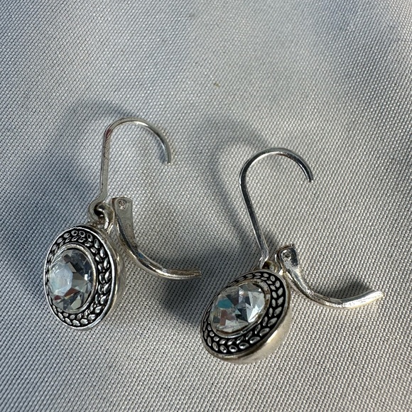 Chic silvertone cubic zirconia Napier earrings - Picture 6 of 6